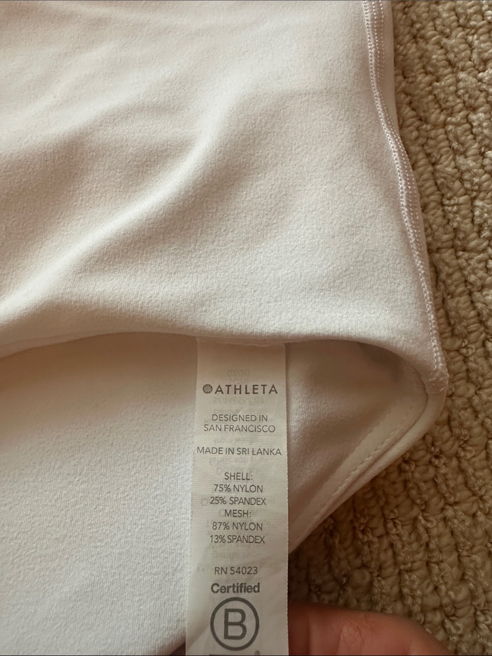 Athleta Conscious Crop Bra - Picture 3 of 6
